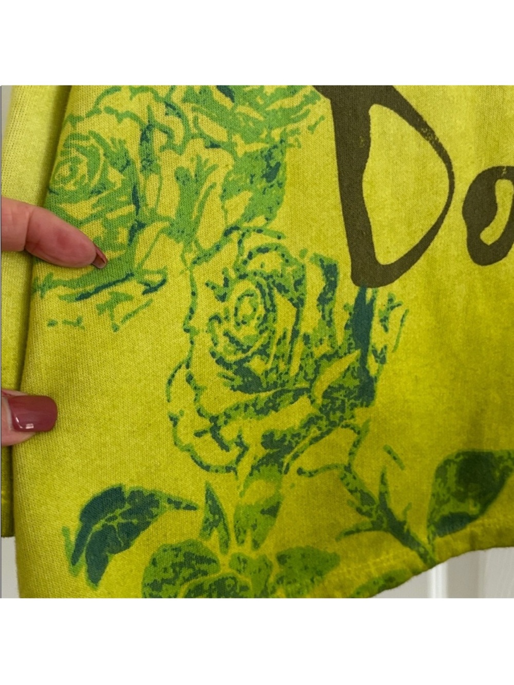 Magnolia Pearl Lime Green Frida Kahlo Graphic Sweatshirt - Picture 4 of 5